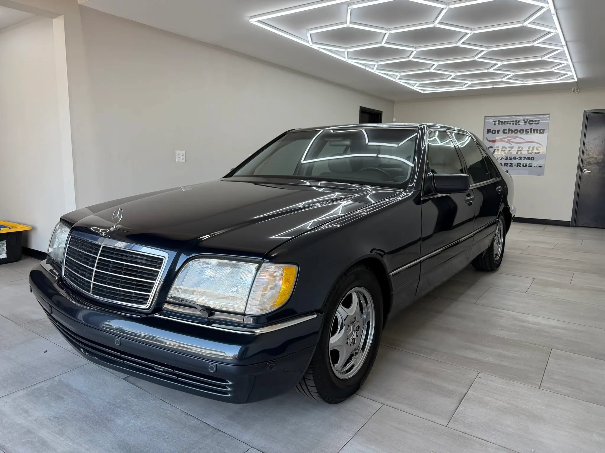 Used 1997 Mercedes-Benz S 420 image 3