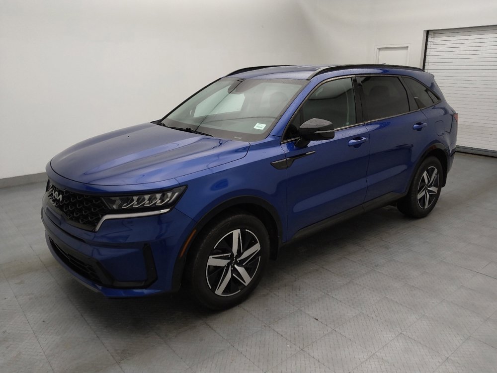 Used 2022 Kia Sorento S image 2