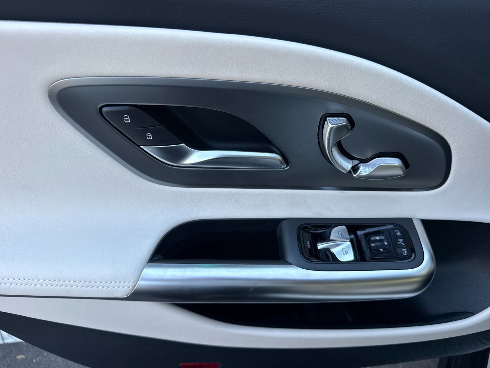 New 2027 Mercedes-Benz CLA 220 image 11