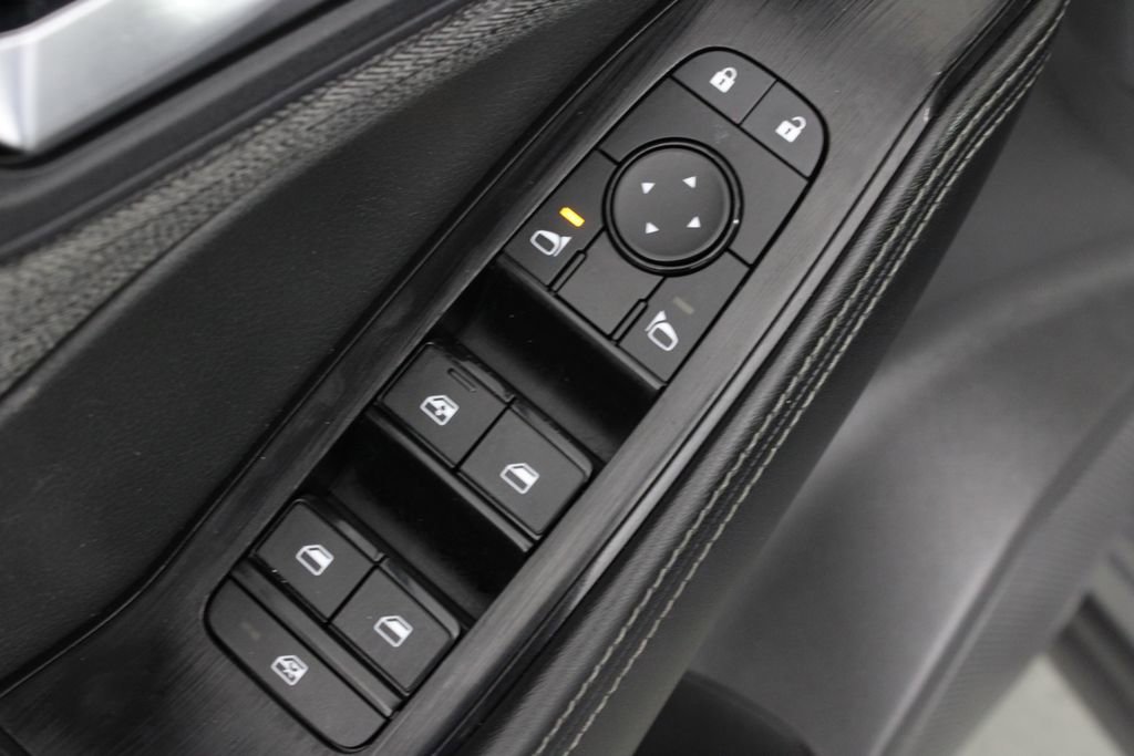 Certified 2023 Nissan Rogue SV image 23