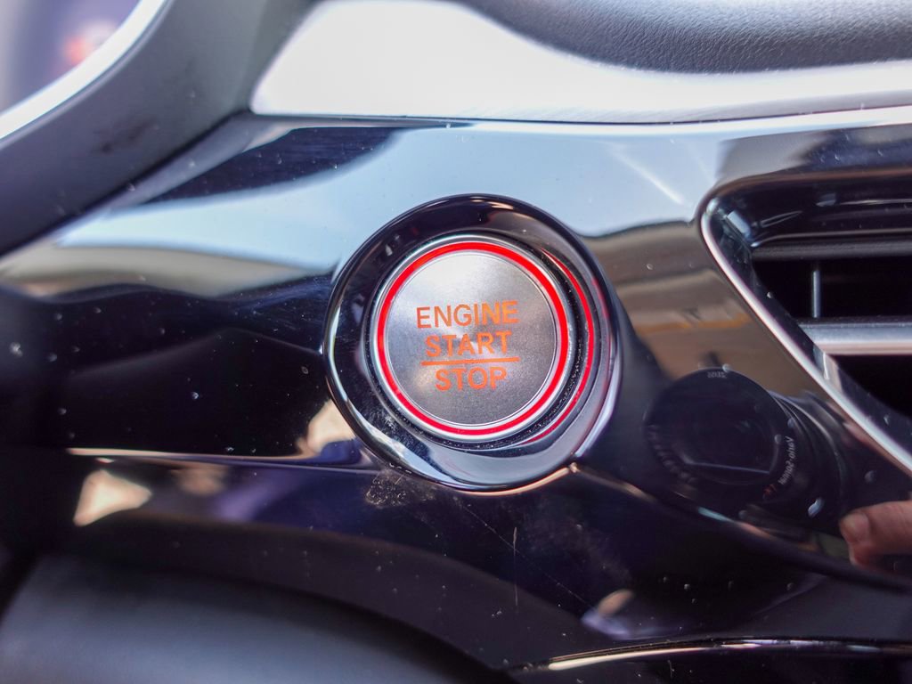 Used 2023 Acura MDX SH-AWD w/ Technology Package image 19
