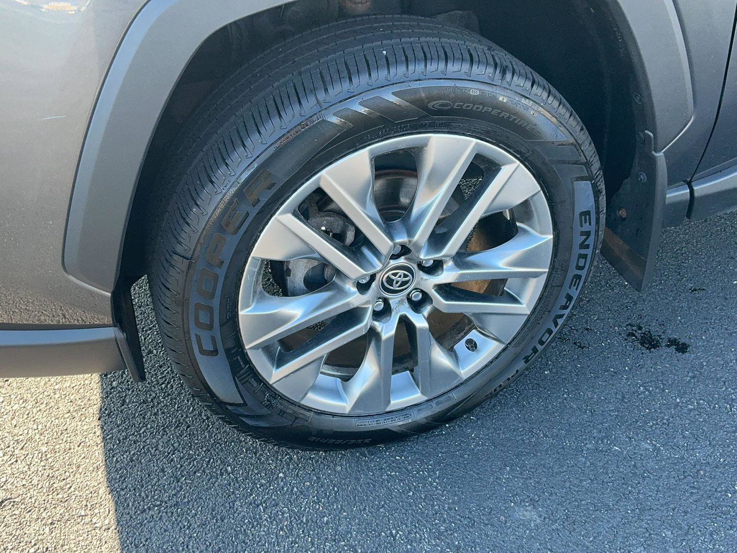 Certified 2023 Toyota RAV4 XLE Premium AWD/4WD image 16