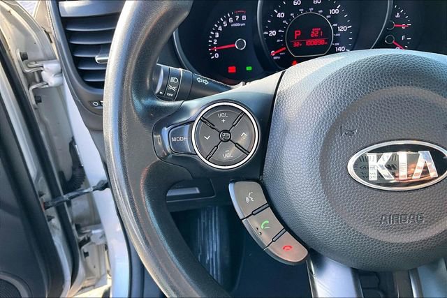 Used 2016 Kia Soul image 16
