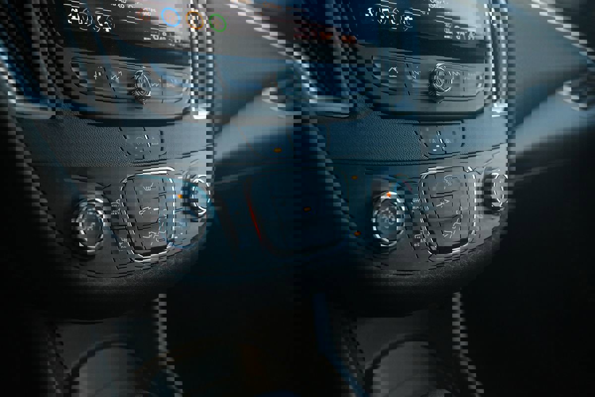 Used 2022 Chevrolet Malibu LS image 23