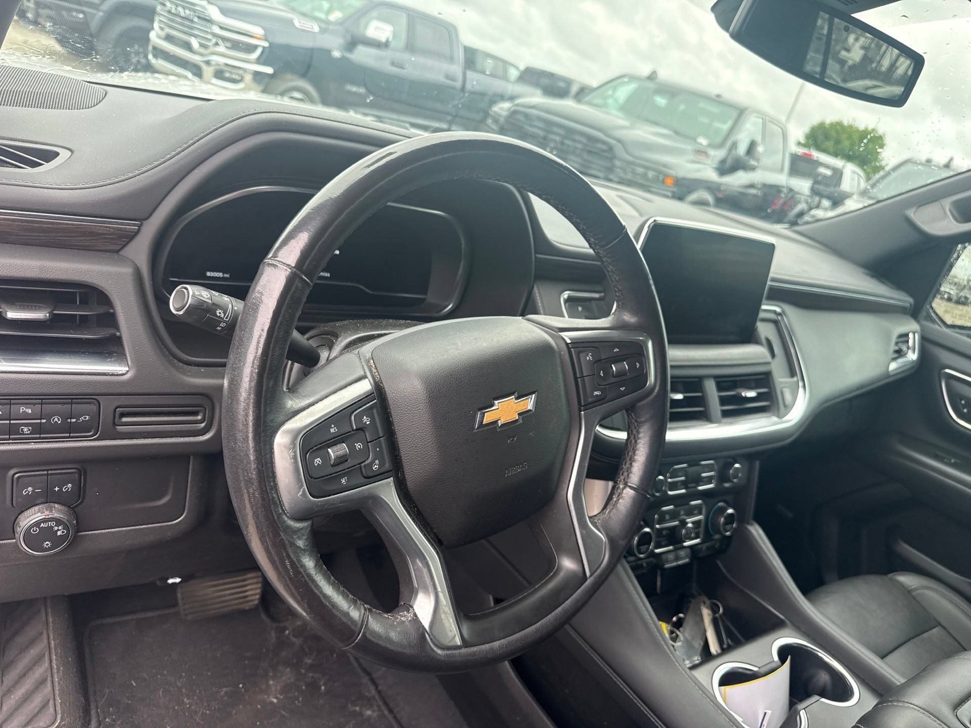Used 2022 Chevrolet Tahoe LT w/ Luxury Package AWD/4WD image 10