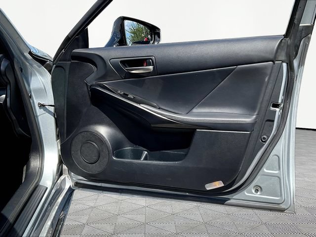 Used 2024 Lexus IS 350 F Sport RWD image 29