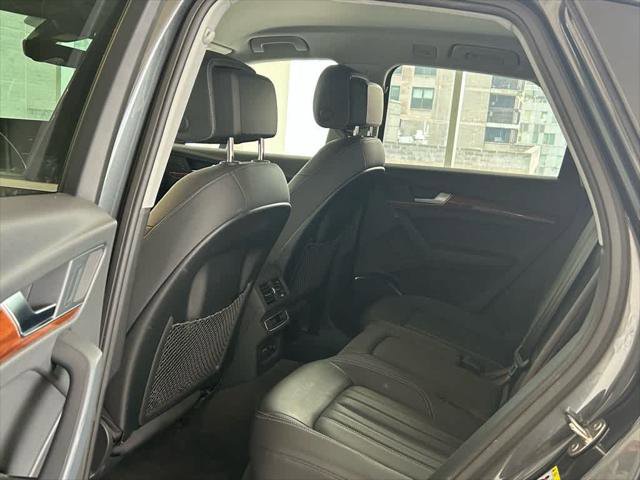 Certified 2023 Audi Q5 2.0T Premium w/ Convenience Package image 16