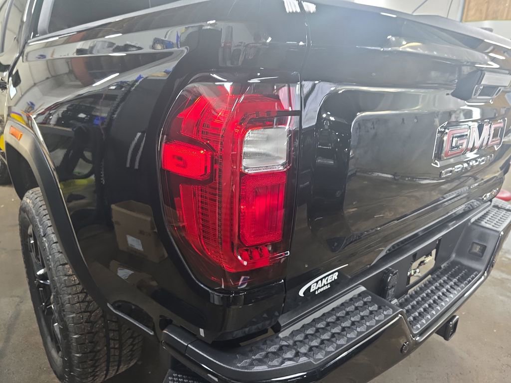 New 2026 GMC Canyon AT4 AWD/4WD image 32