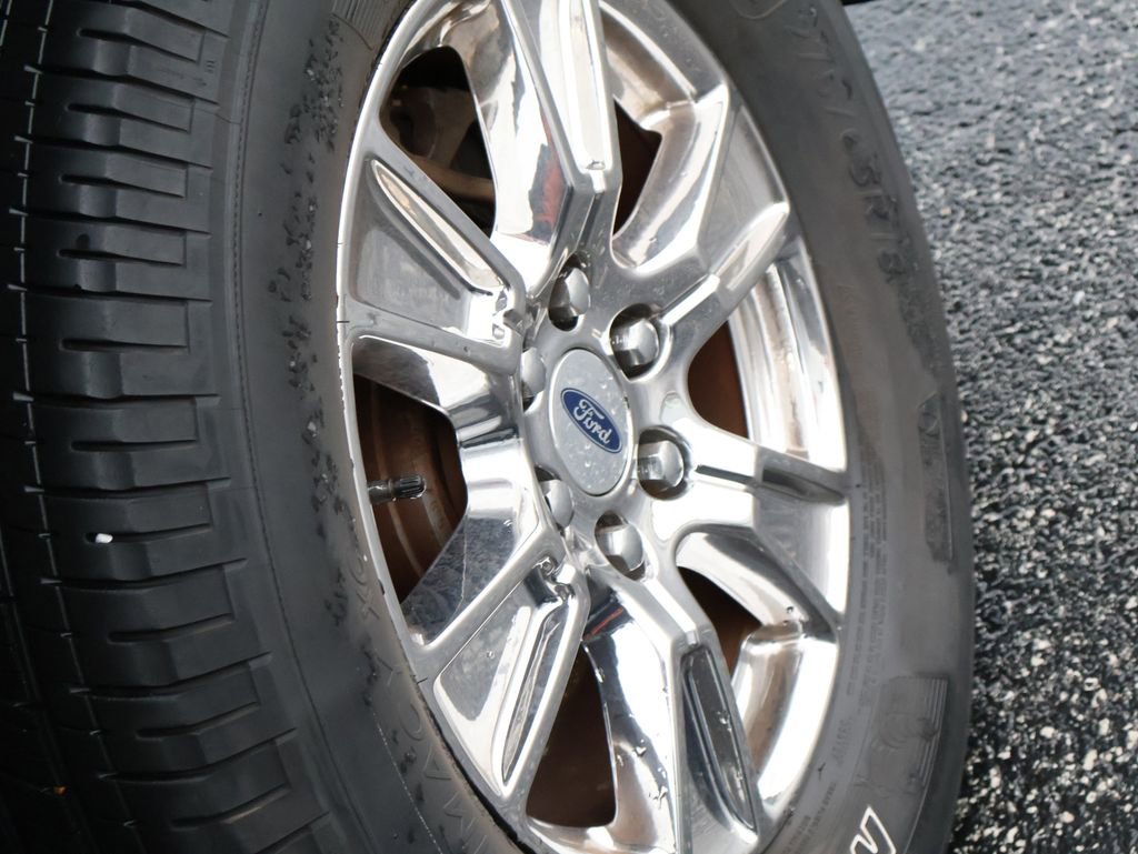 Used 2015 Ford F150 Lariat AWD/4WD image 21