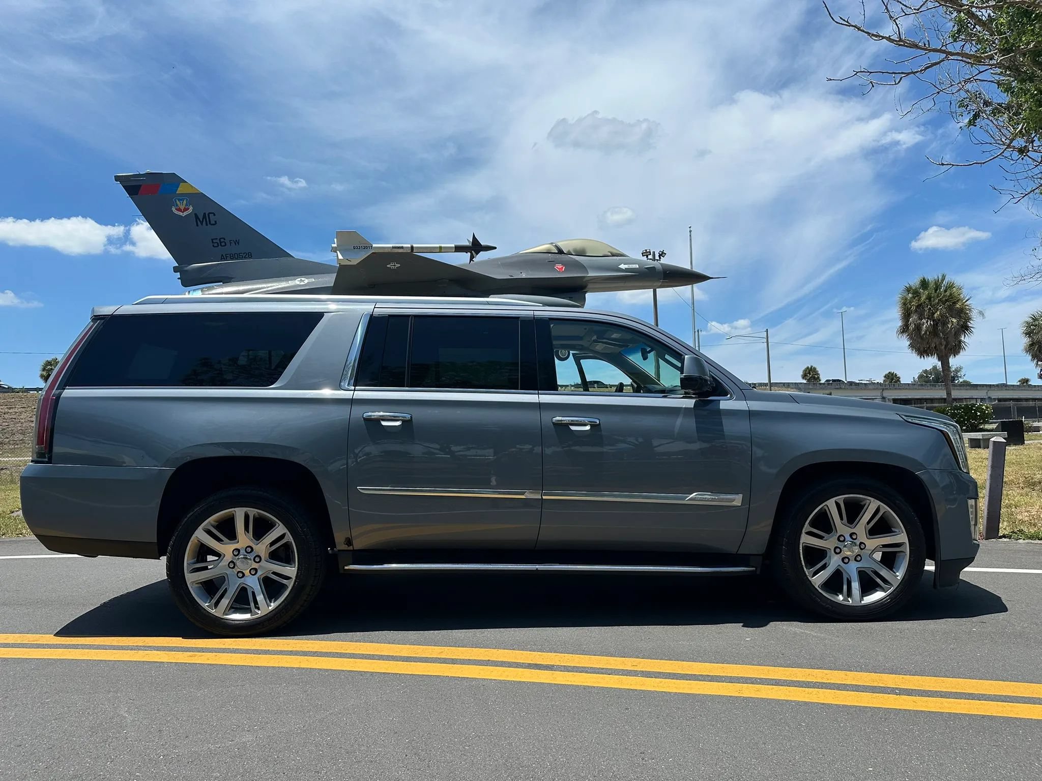 Used 2016 Cadillac Escalade ESV Luxury