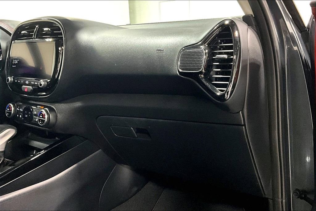 Used 2024 Kia Soul GT-Line image 19