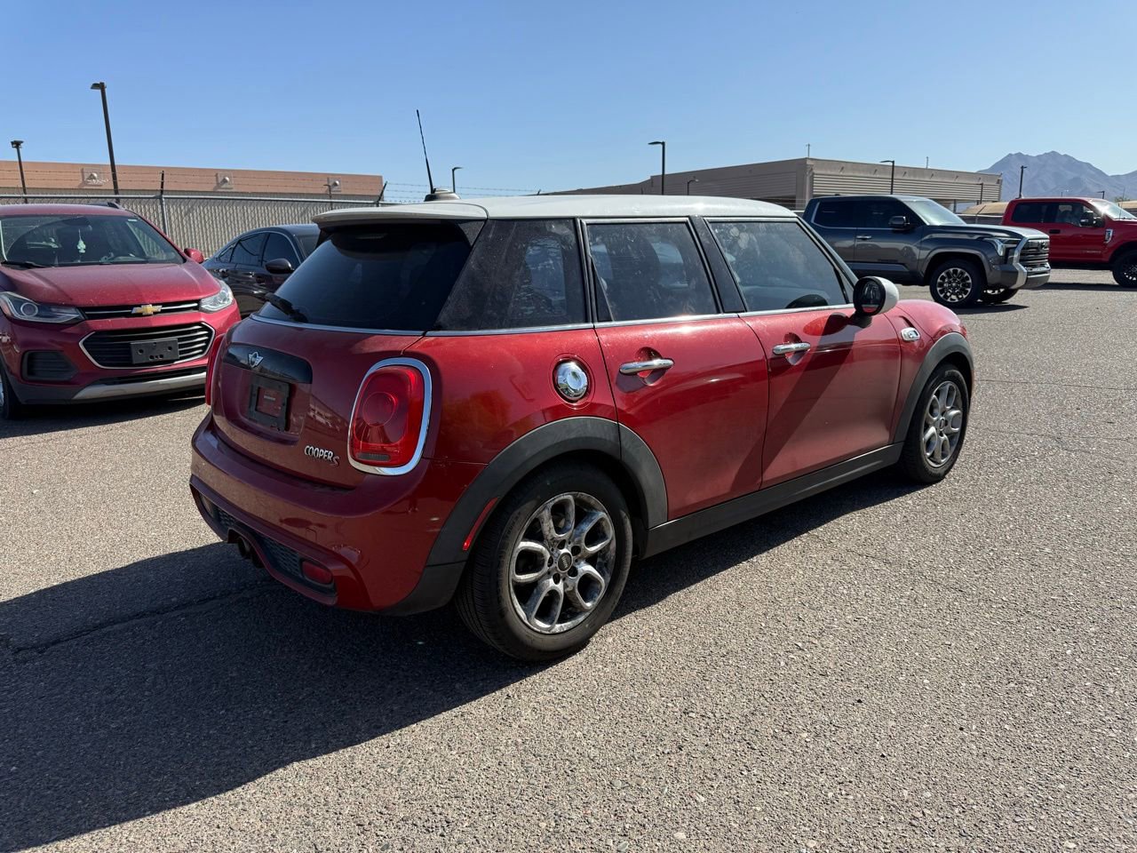 Used 2016 MINI Cooper S FWD image 5
