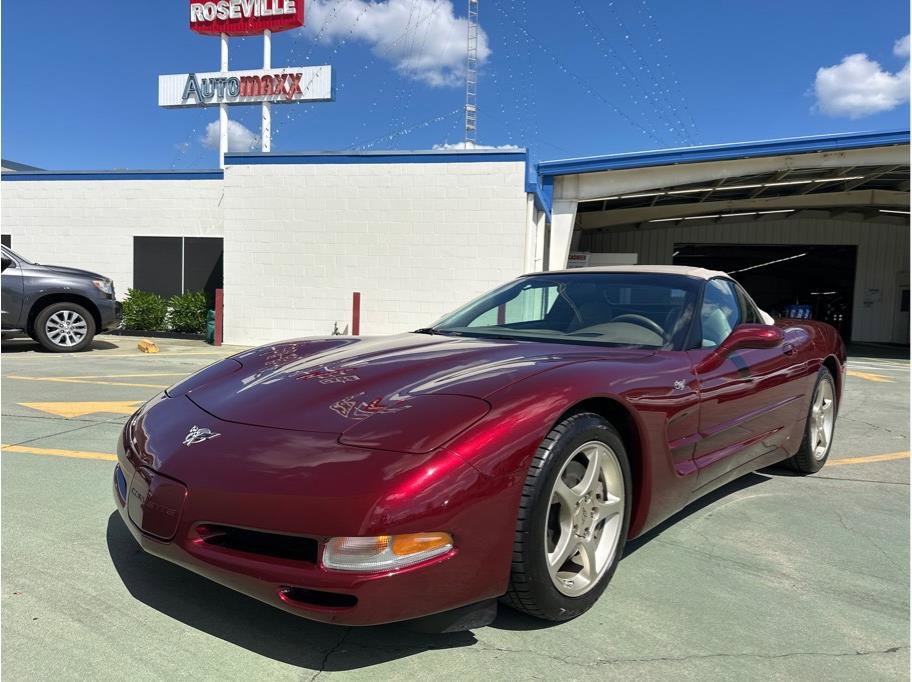 Used 2003 Chevrolet Corvette Coupe w/ Preferred Equipment Group1 RWD image 2