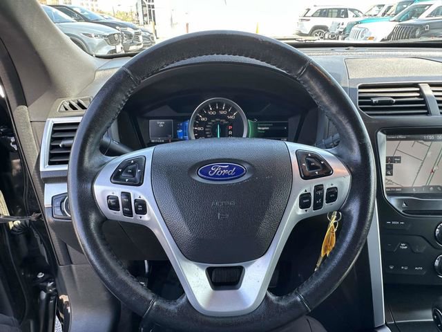 Used 2015 Ford Explorer XLT w/ Equipment Group 202B image 13