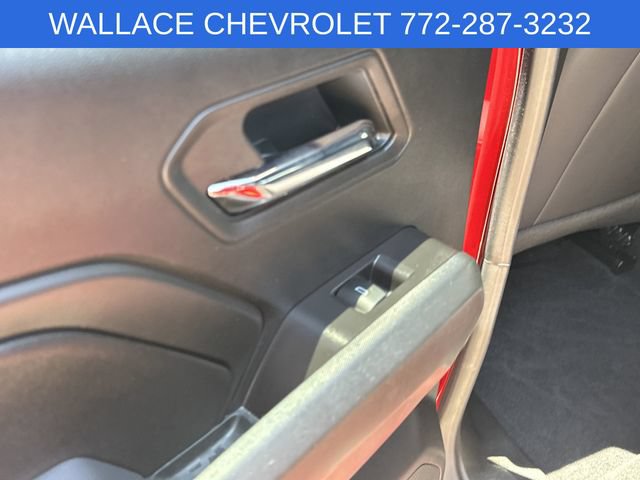Used 2024 Chevrolet Colorado Z71 w/ Z71 Convenience Package 2 AWD/4WD image 13