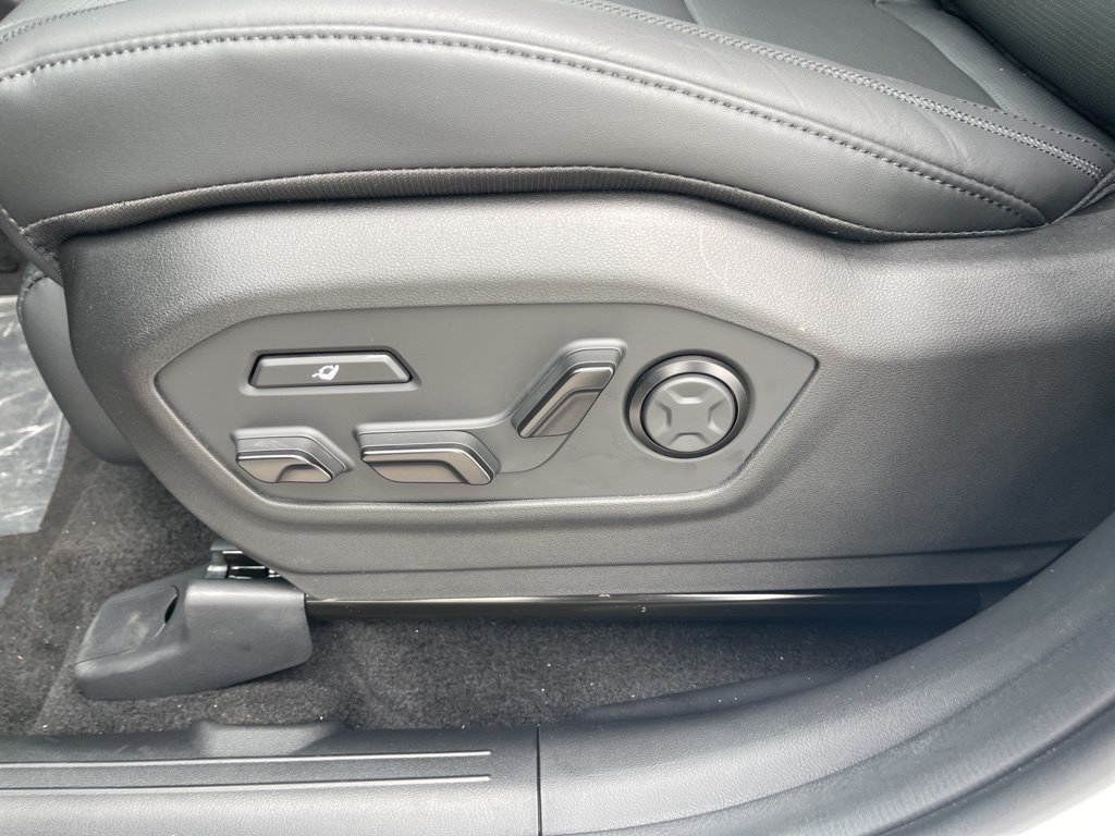 New 2026 Hyundai Santa Fe Calligraphy AWD/4WD image 27