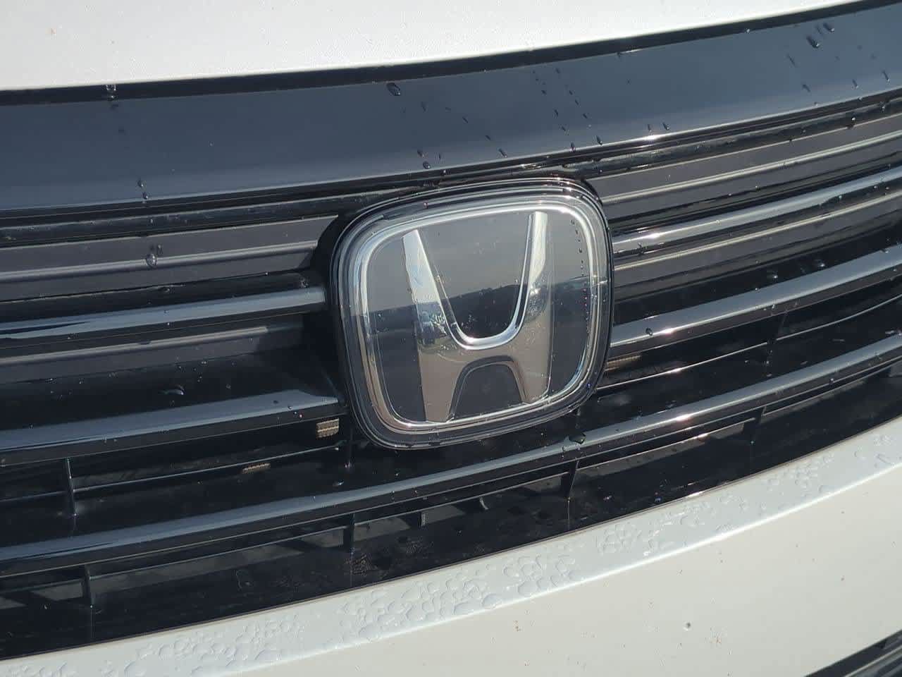 Used 2023 Honda Odyssey Sport image 11