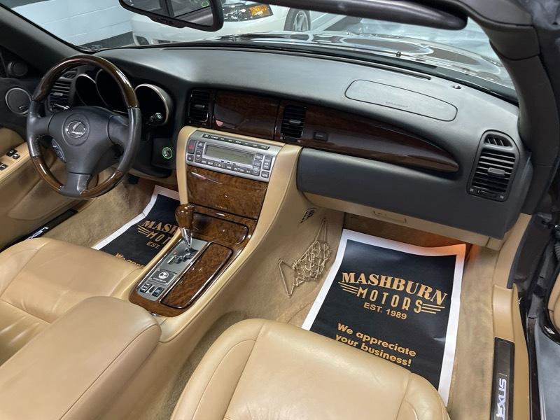 Used 2006 Lexus SC 430 Convertible image 40