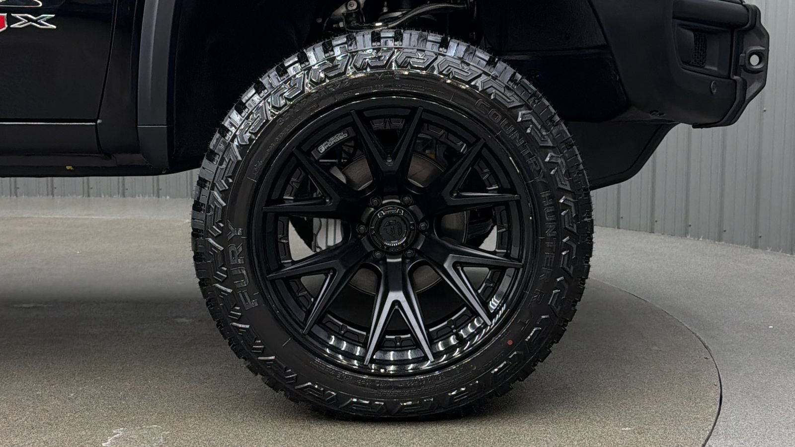 Used 2026 GMC Sierra 1500 AT4X AWD/4WD image 9