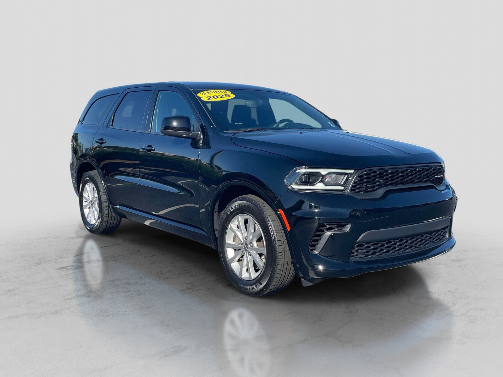 Used 2025 Dodge Durango GT RWD image 1