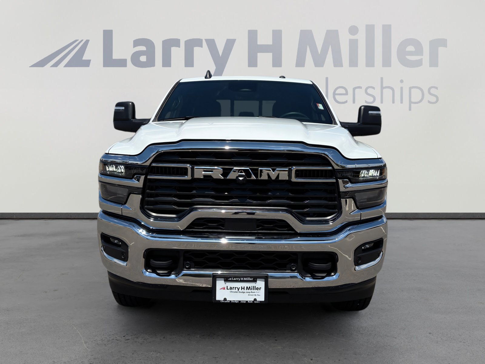 New 2026 RAM 2500 Tradesman AWD/4WD image 9