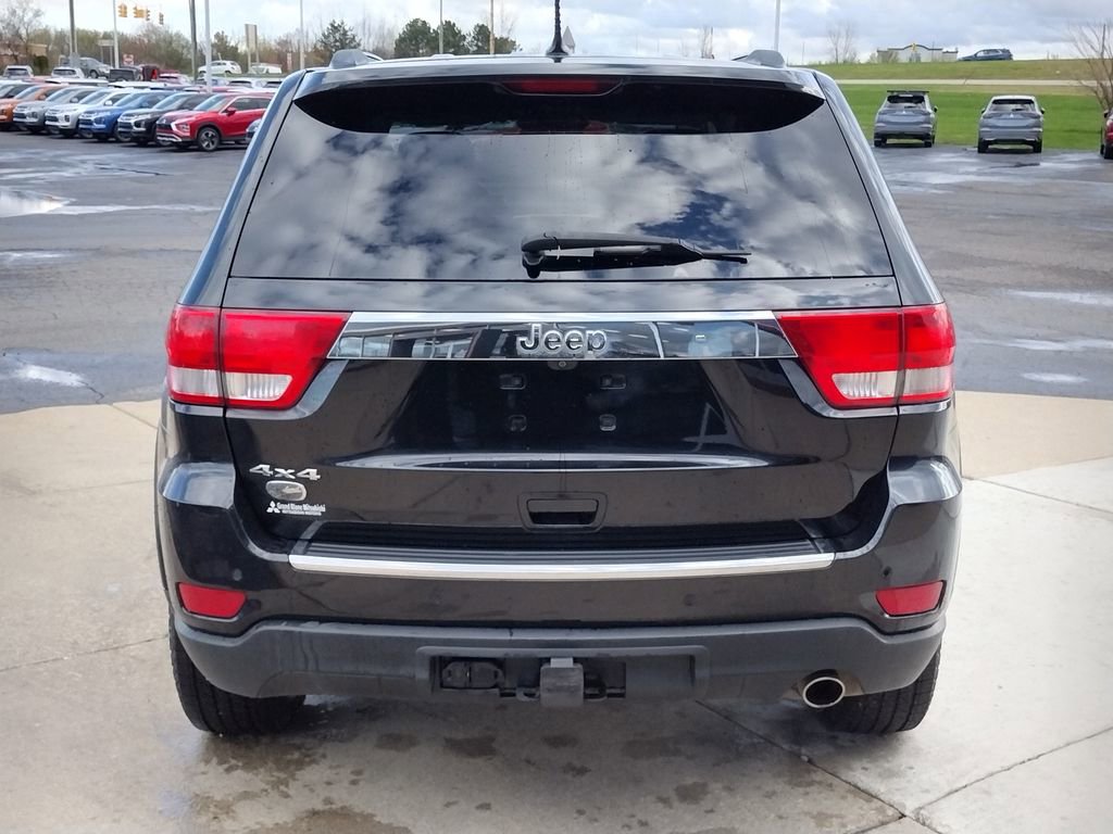 Used 2013 Jeep Grand Cherokee Overland w/ Advance Technology Group image 6