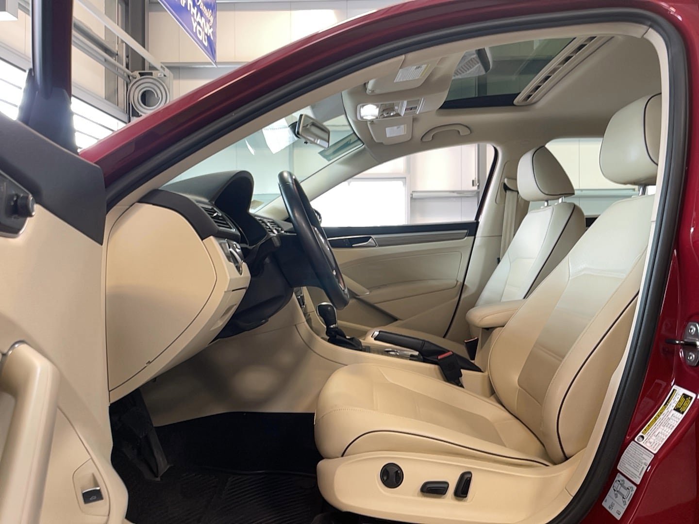 Used 2017 Volkswagen Passat 1.8T SE FWD image 8