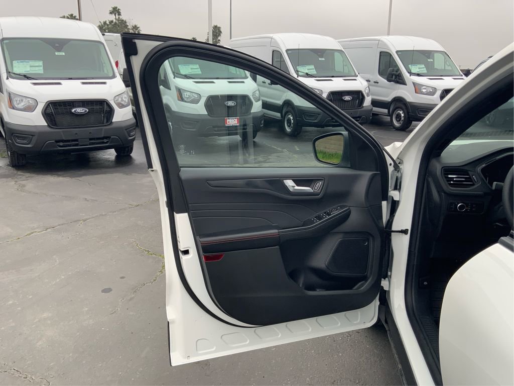 Used 2025 Ford Escape ST-Line w/ Tech Pack #1 image 21