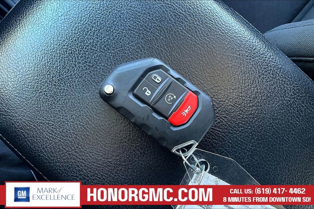 Used 2021 Jeep Gladiator Sport AWD/4WD image 36