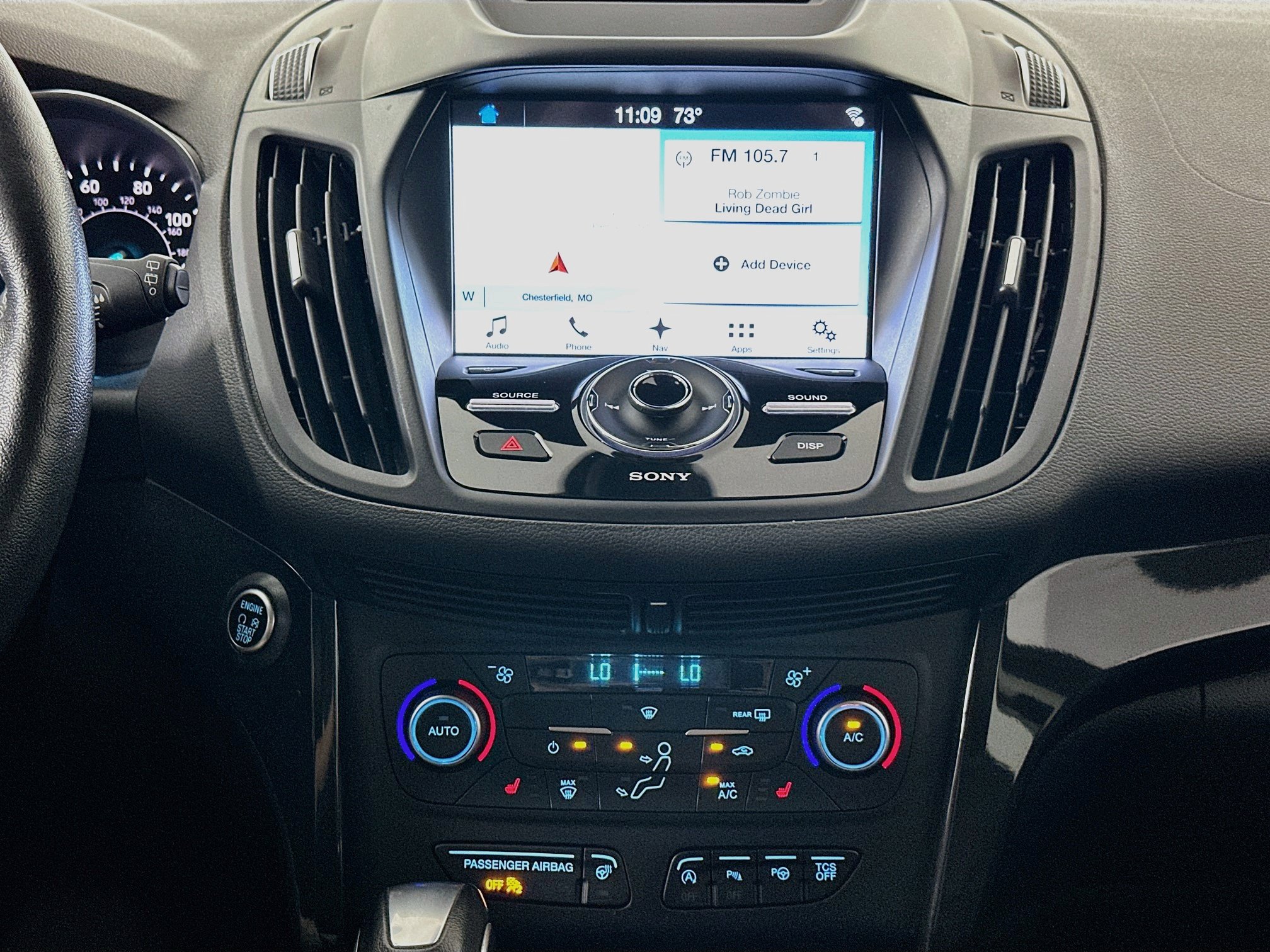 Used 2018 Ford Escape Titanium AWD/4WD image 23