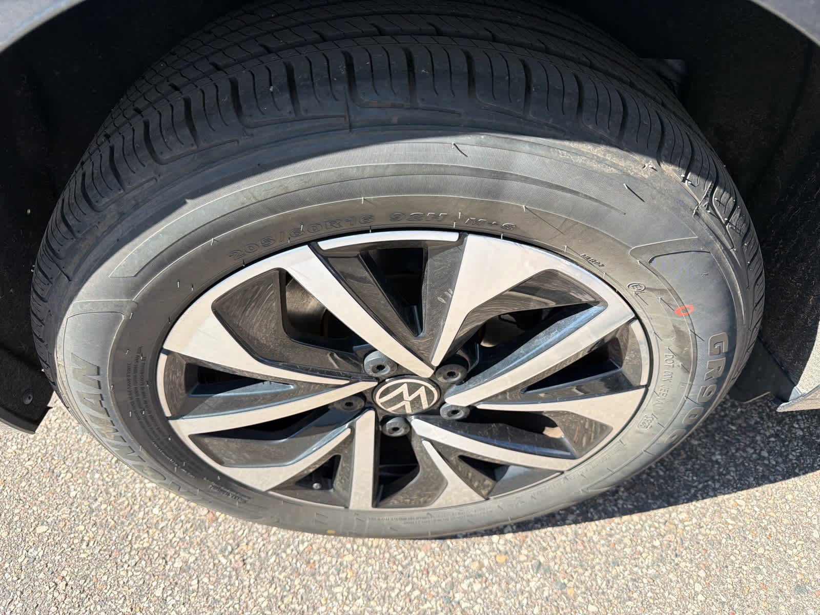 Used 2024 Volkswagen Jetta S FWD image 9