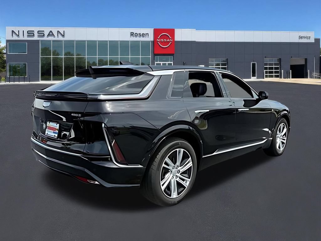 Used 2024 Cadillac Lyriq Tech w/ LPO, Floor Liner Package RWD image 3