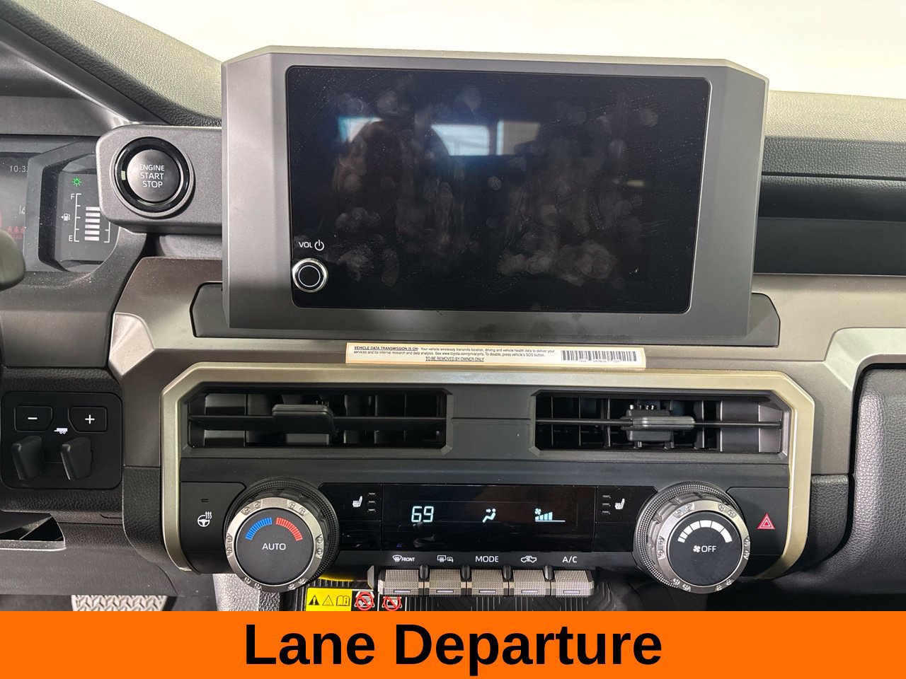 Used 2024 Toyota Tacoma SR5 AWD/4WD image 17