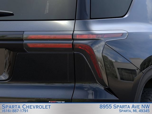 New 2026 Chevrolet Traverse Z71 w/ Driver Confidence Package AWD/4WD image 11