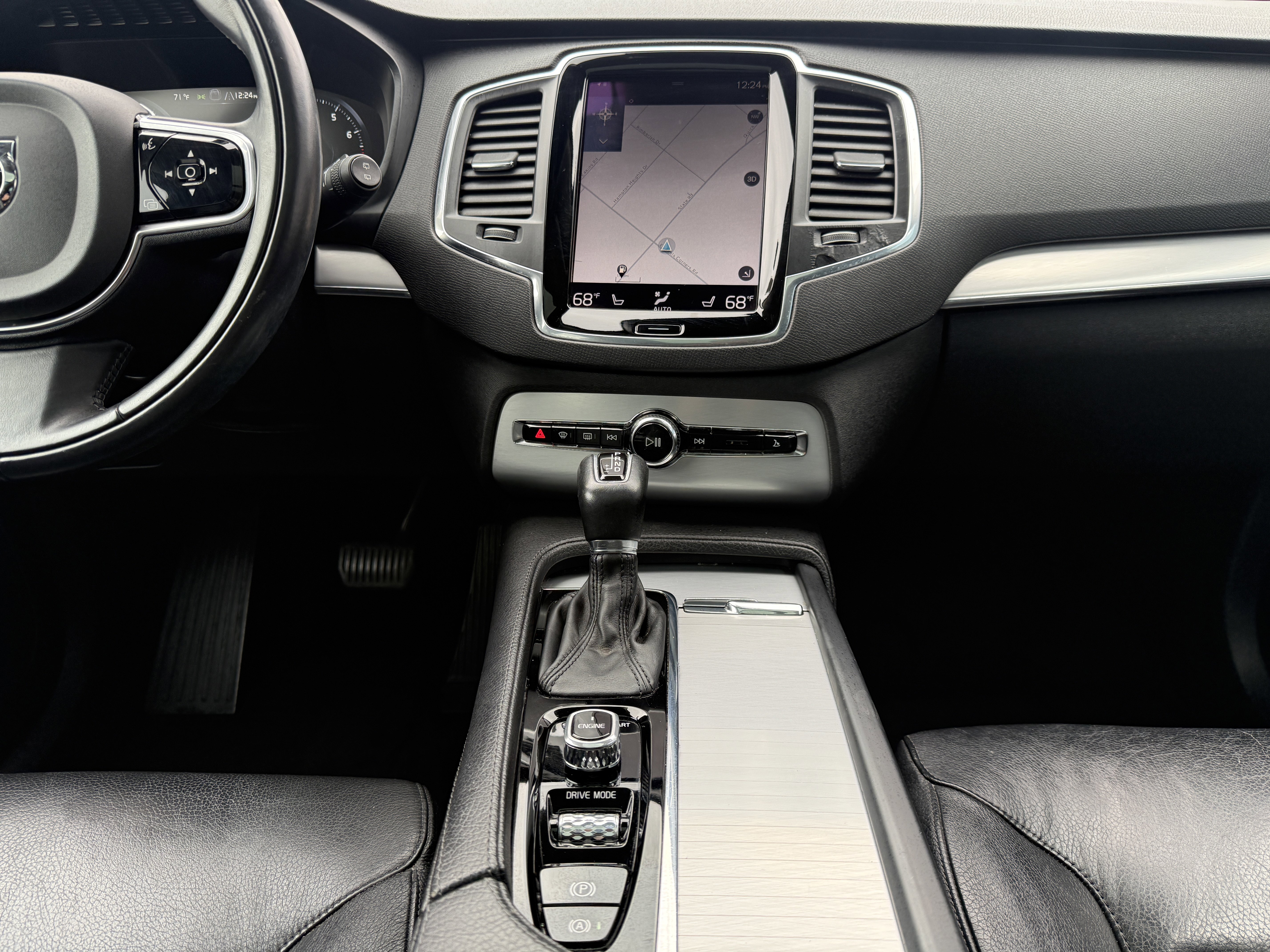 Used 2016 Volvo XC90 T5 Momentum image 21