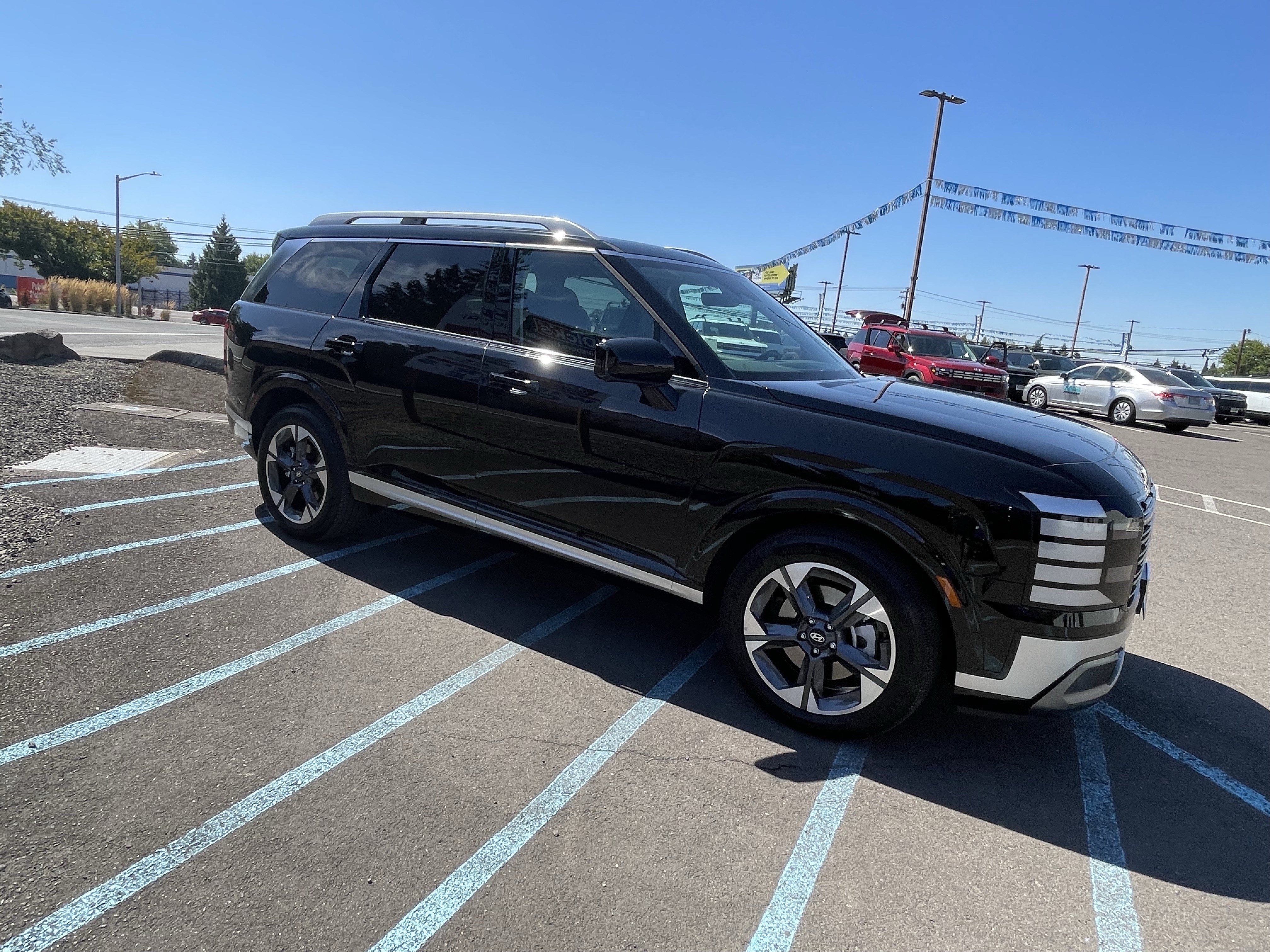 Certified 2026 Hyundai Palisade Limited AWD/4WD image 7