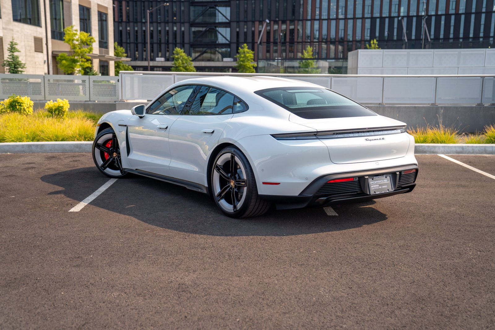 Certified 2025 Porsche Taycan 4S AWD/4WD image 3