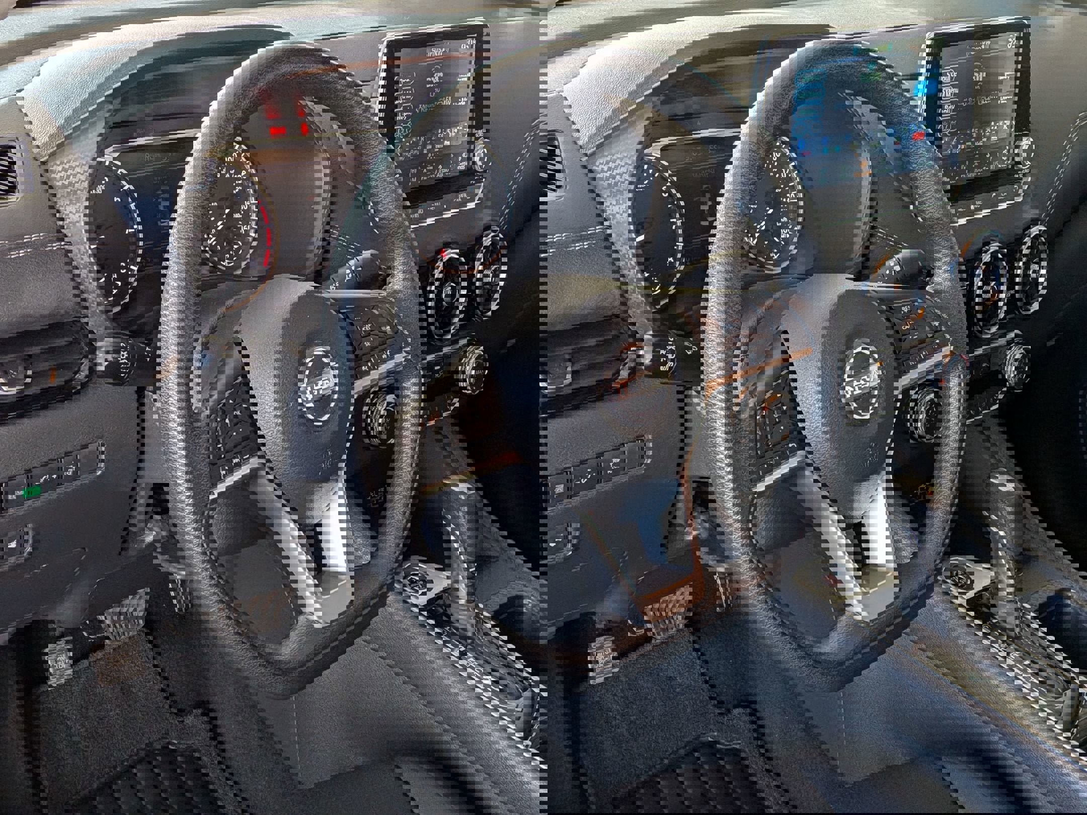 Used 2024 Nissan Sentra SV image 14