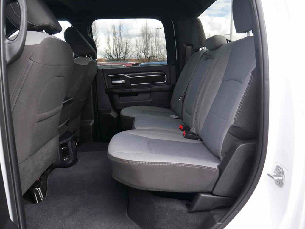 Certified 2024 RAM 3500 Big Horn image 18