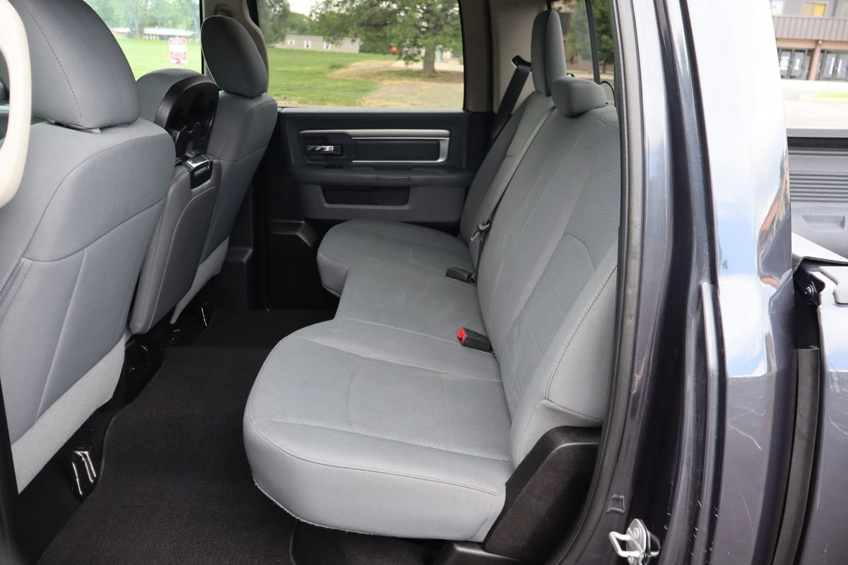 Used 2020 RAM 1500 Classic SLT RWD image 20