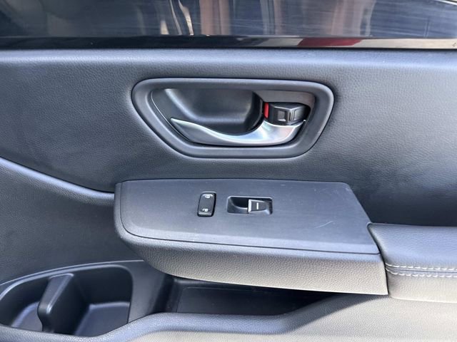 Used 2023 Honda Pilot Touring image 14