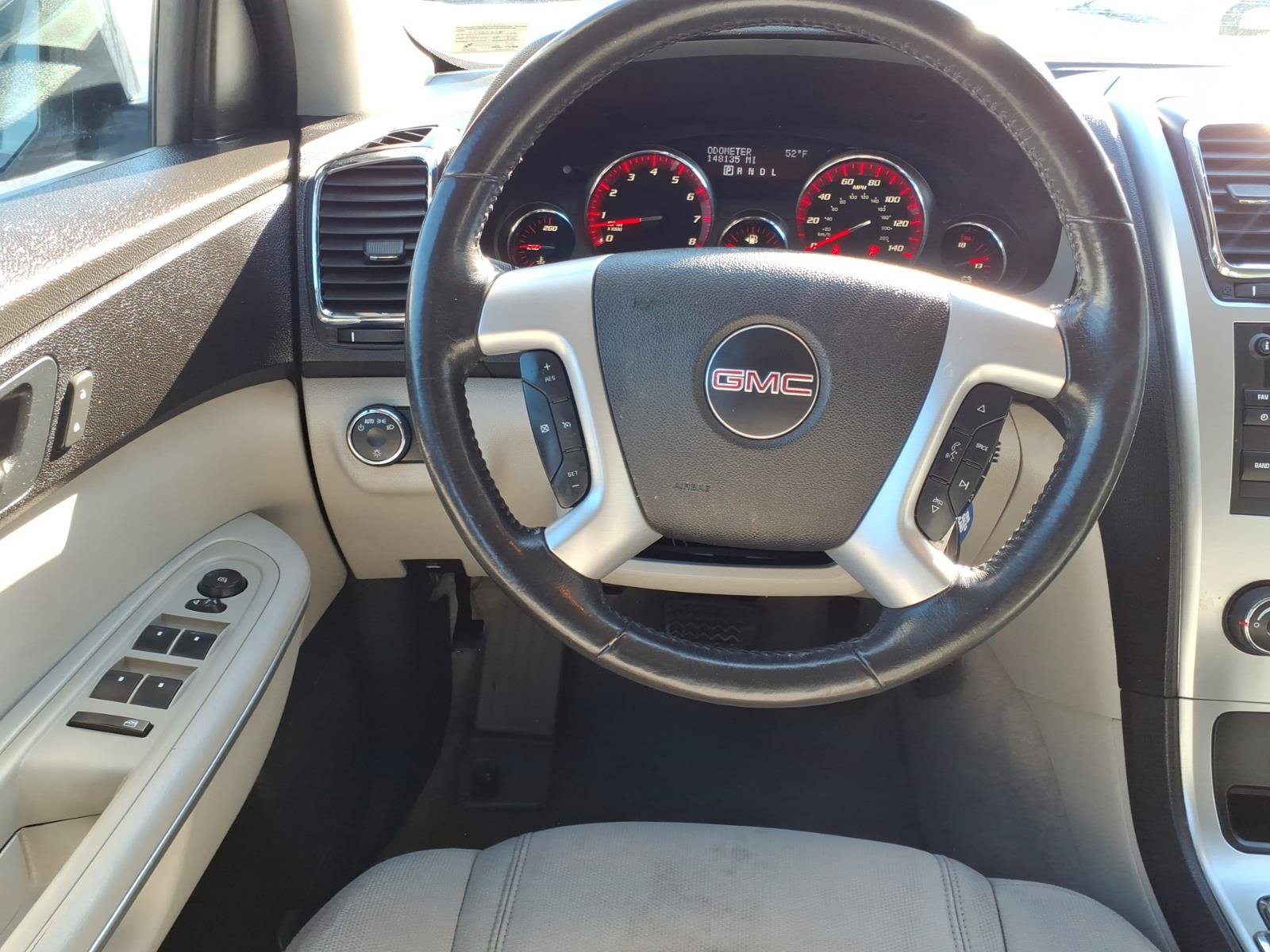 Used 2011 GMC Acadia SL w/ Preferred Package FWD image 5