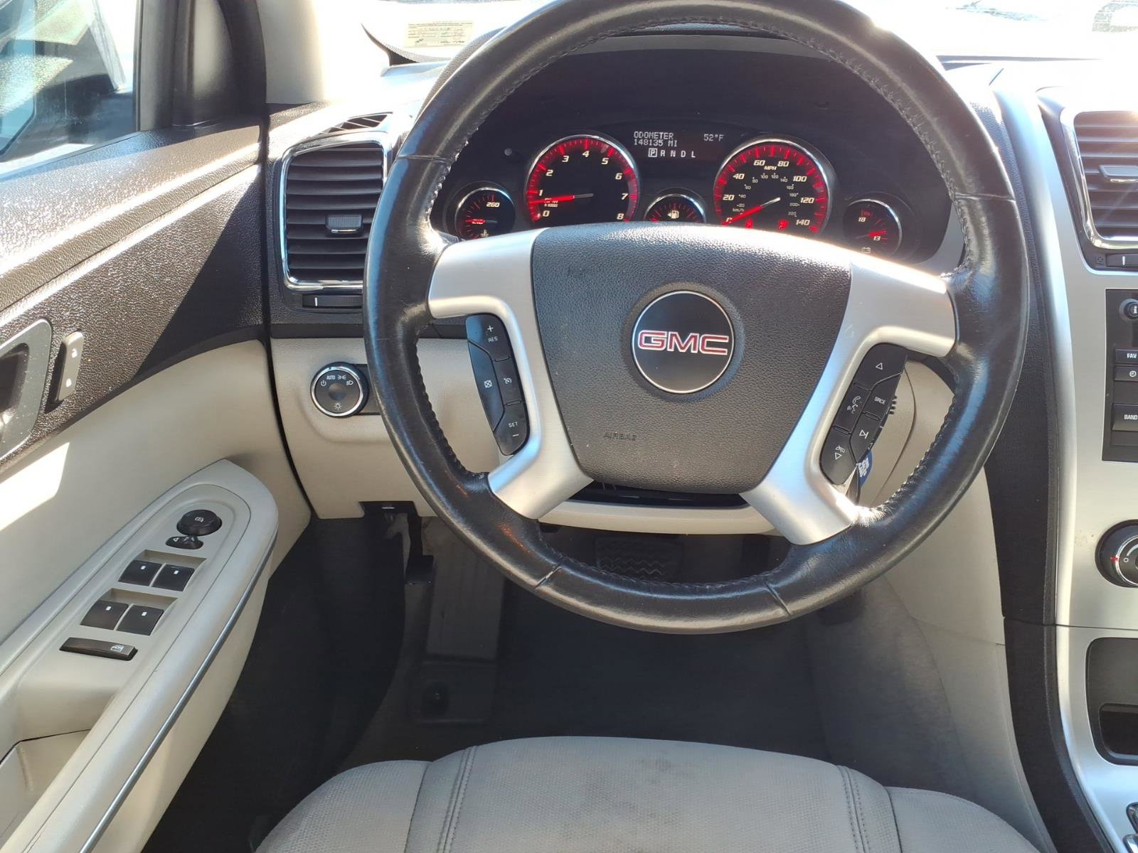 Used 2011 GMC Acadia SL w/ Preferred Package FWD image 5
