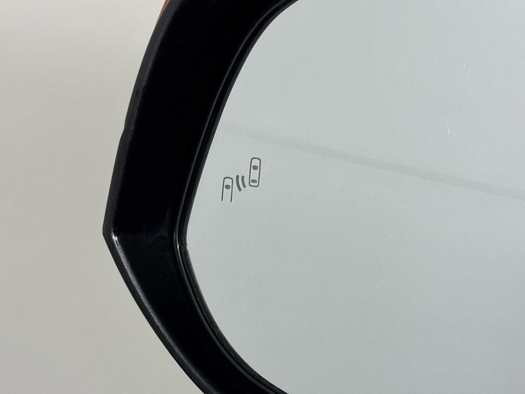 Used 2018 Toyota Tacoma TRD Off-Road image 16