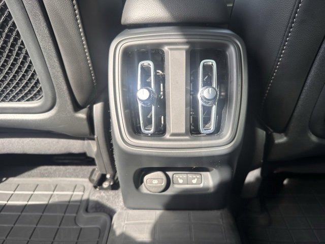 Used 2023 Volvo XC40 B5 Plus w/ Driver Assist Package image 10