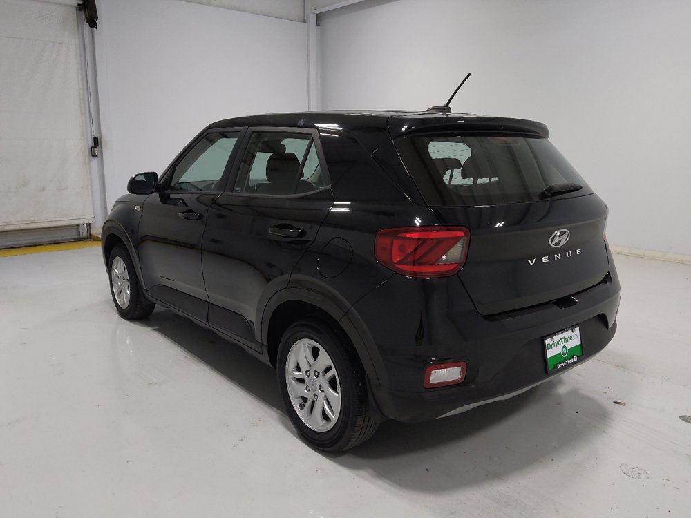 Used 2023 Hyundai Venue SE FWD image 5