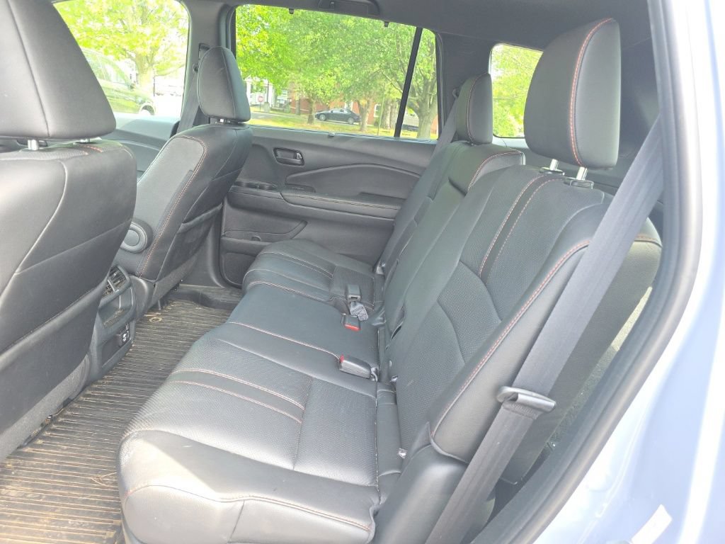 Used 2023 Honda Passport TrailSport image 25