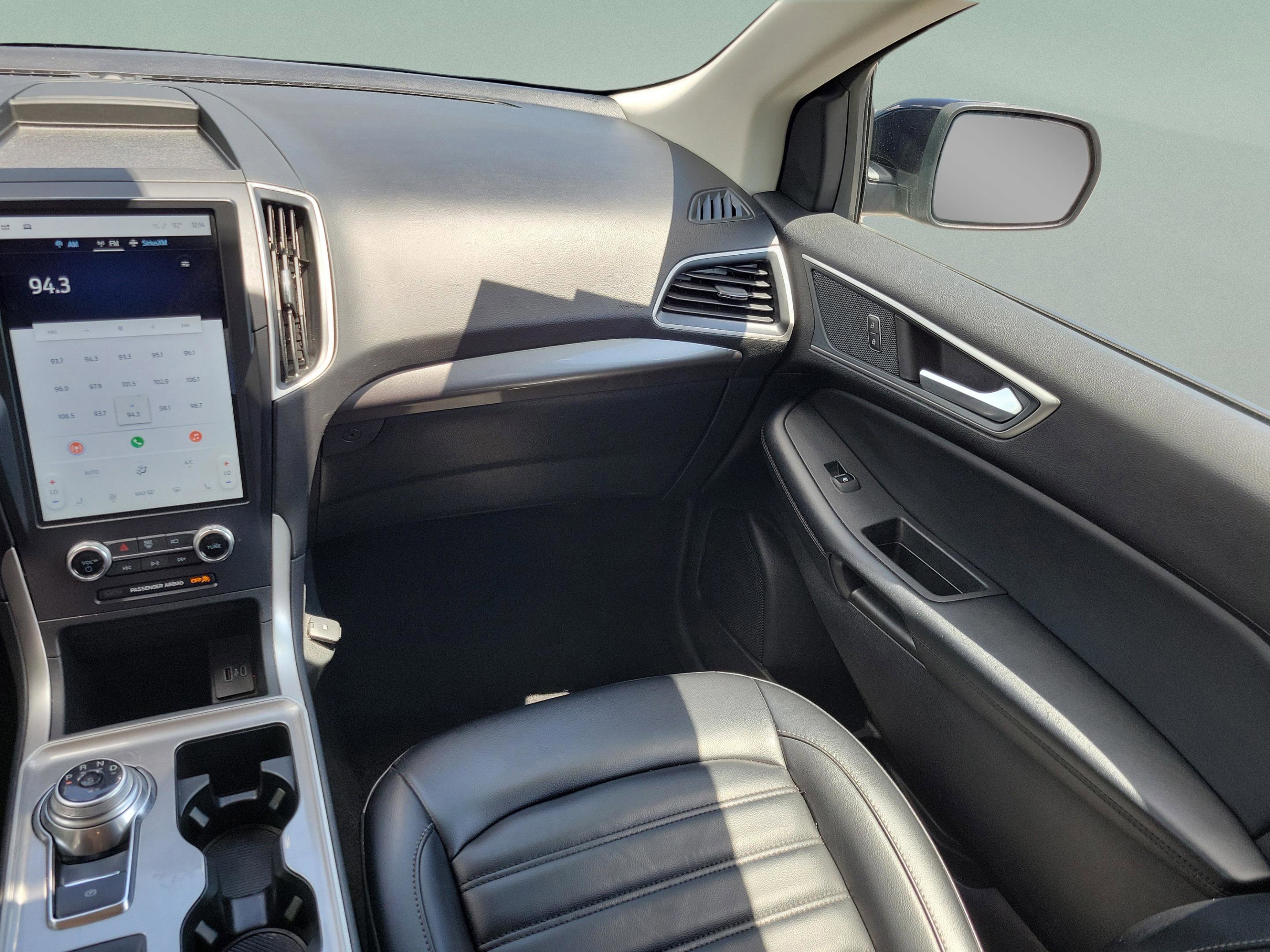 Used 2024 Ford Edge SEL AWD/4WD image 7