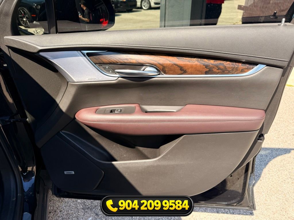 Used 2020 Cadillac XT6 Premium Luxury image 34