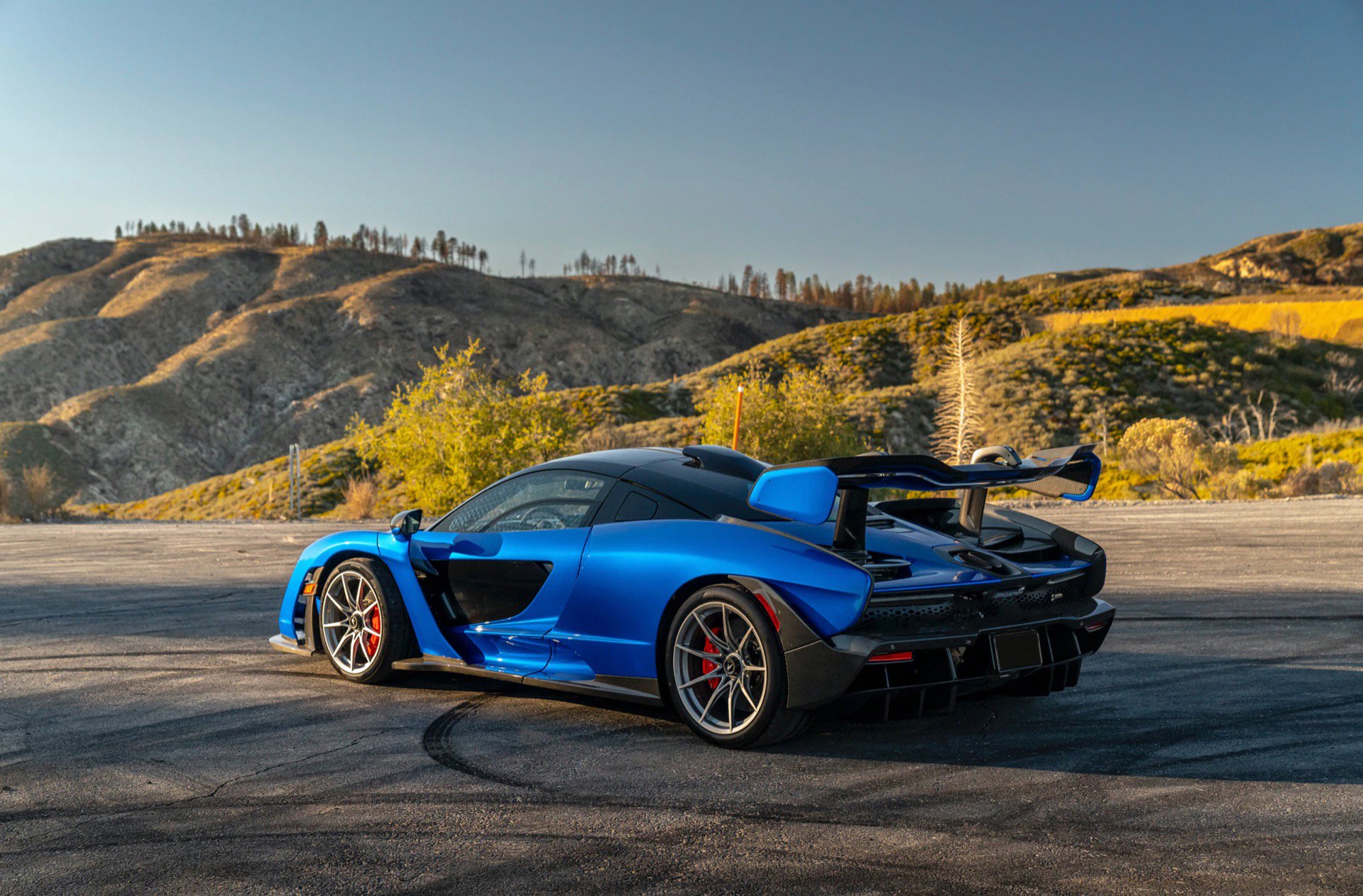Used 2019 McLaren Senna Coupe ULTRA RARE Only 1685 Mil image 71
